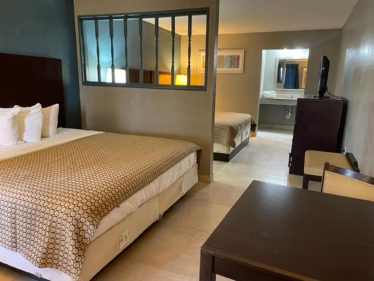 Guest Inn Lake City Ngoại thất bức ảnh