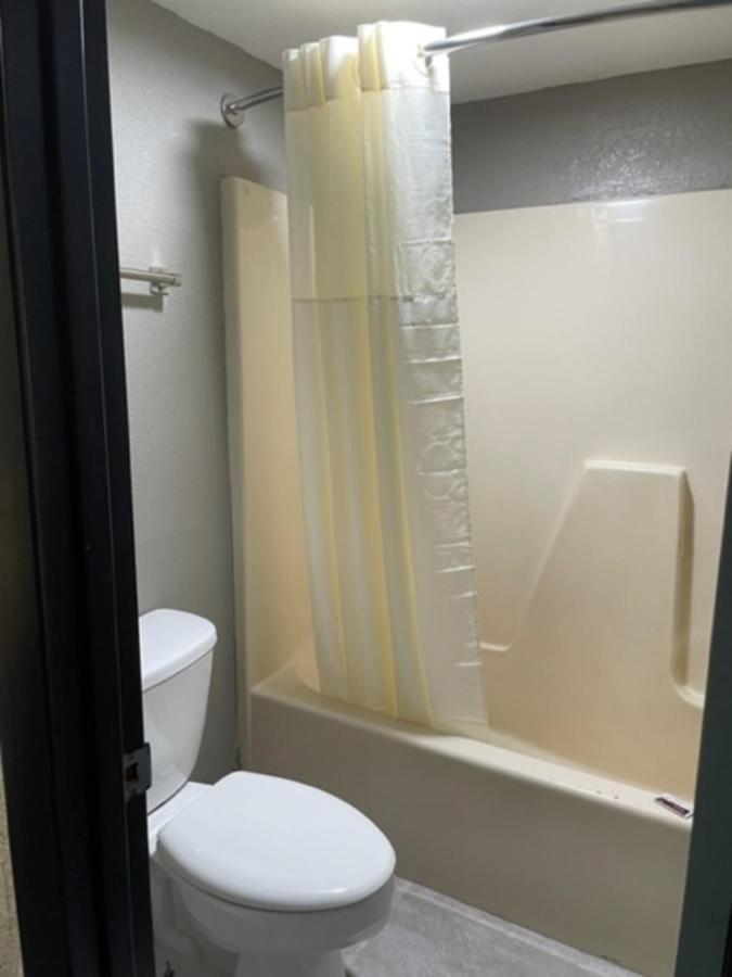 Guest Inn Lake City Ngoại thất bức ảnh