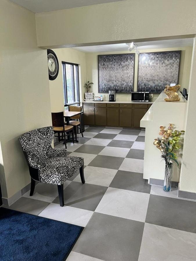 Guest Inn Lake City Ngoại thất bức ảnh
